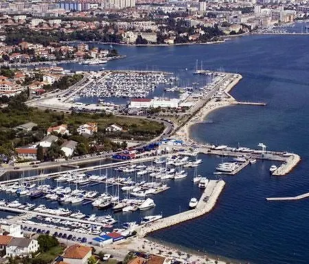 Apartament Mediteranea 1 *