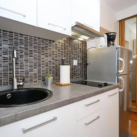 Mediteranea 1 Apartman *