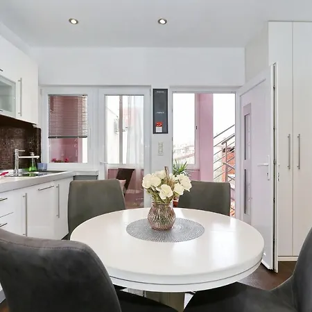 Mediteranea 1 * Zára