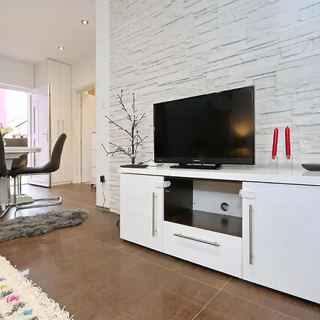 Mediteranea 1 Apartman Zára